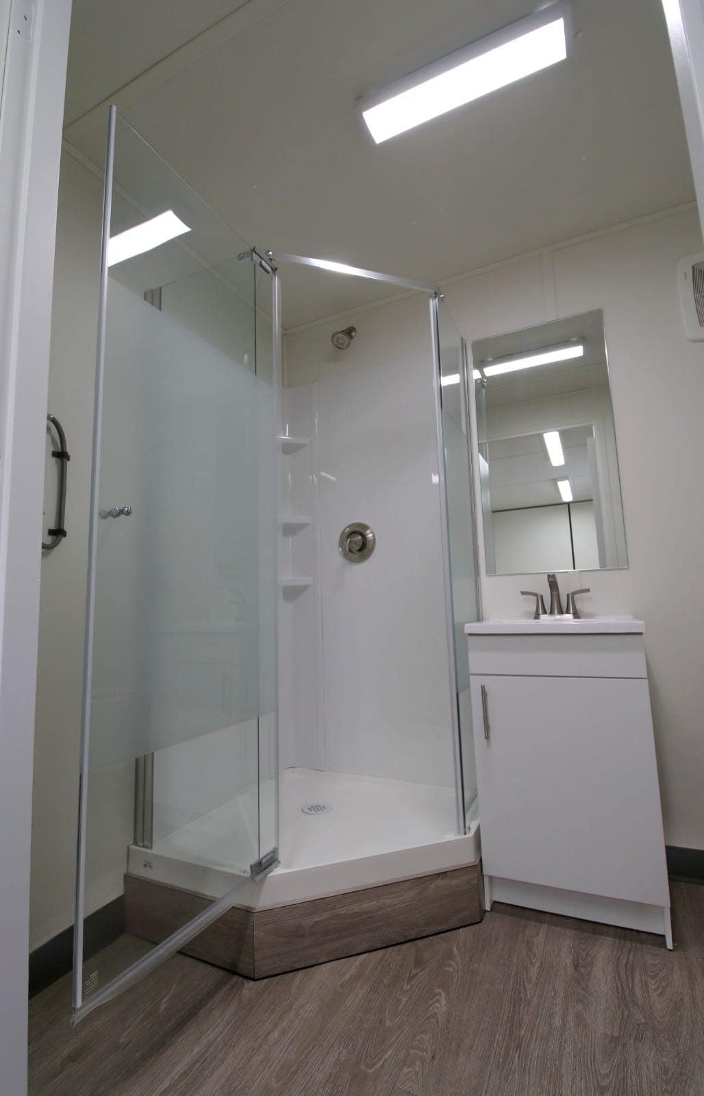 20′ Site office + Washroom - Container Tec Pty Ltd