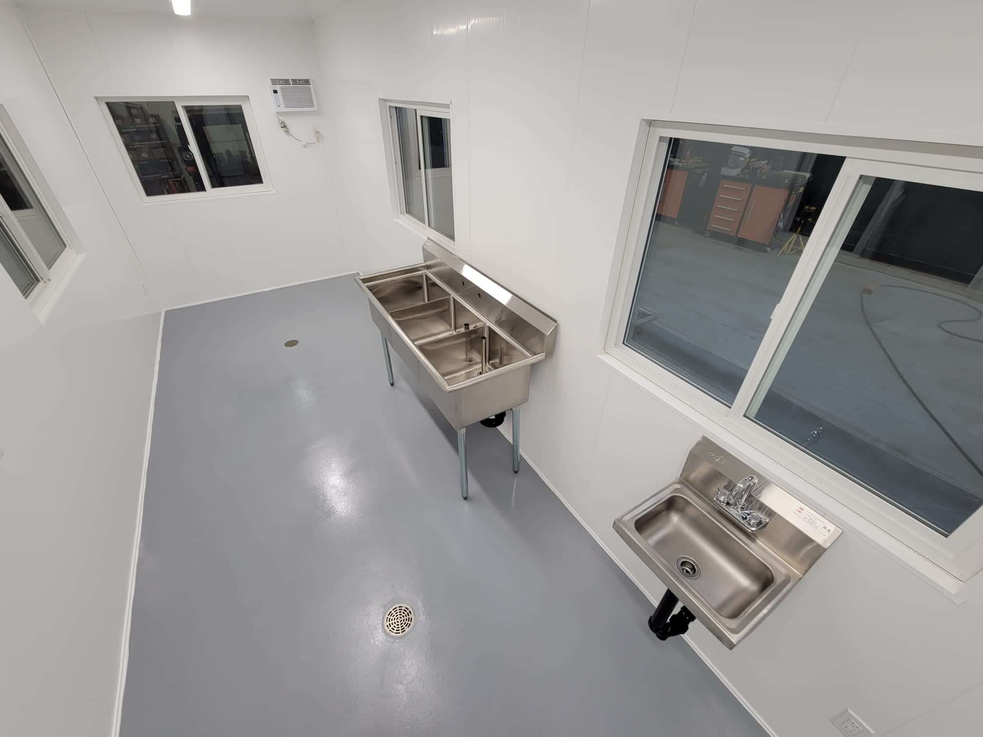 Food Processing Unit With Walk in Cooler - Container Tec Pty Ltd
