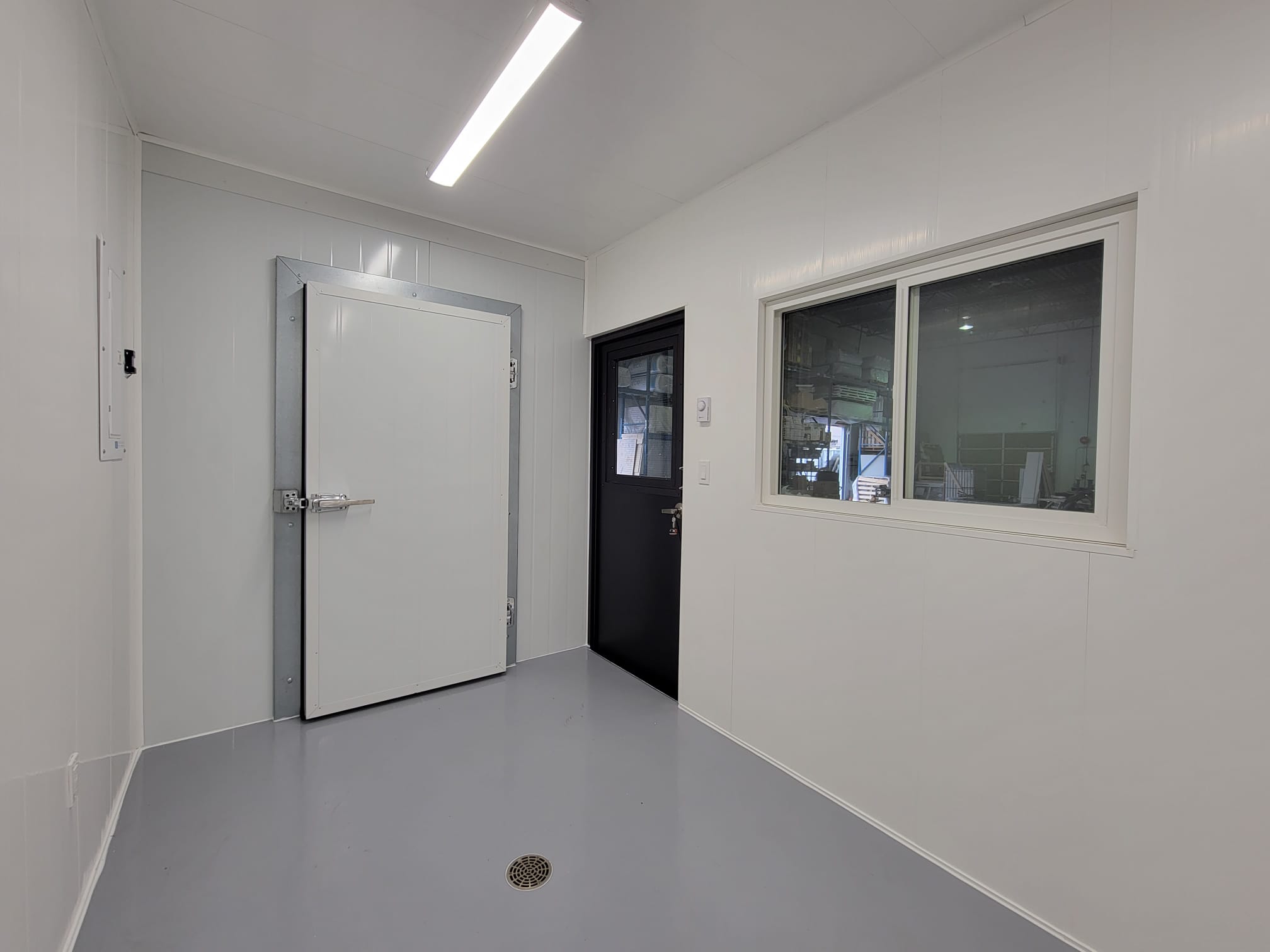Food Processing Unit With Walk in Cooler - Container Tec Pty Ltd