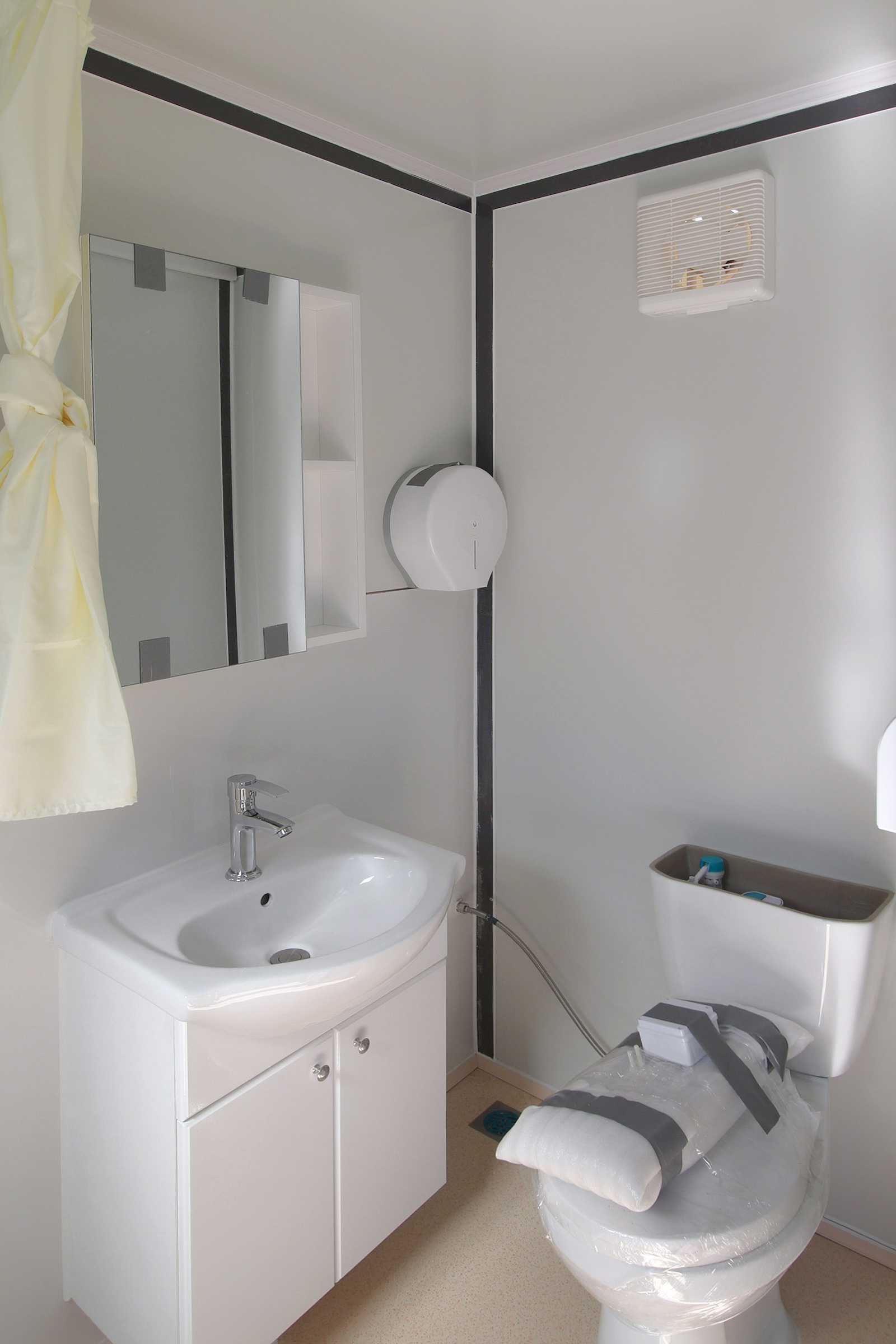 M&B | Modular Housing Pod - Container Tec Pty Ltd