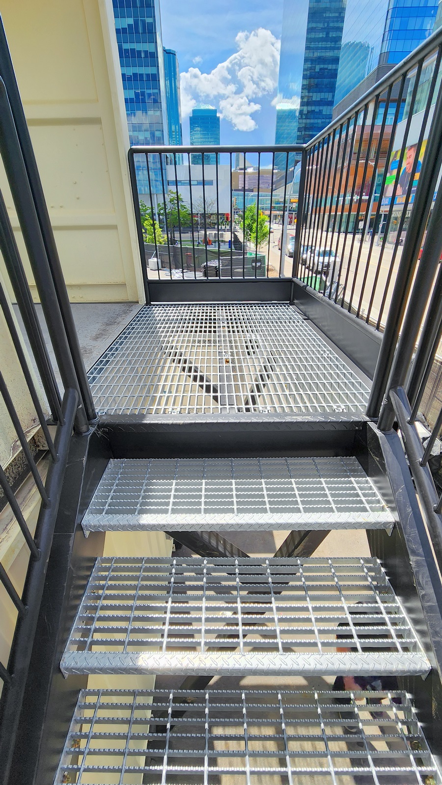 40’HC VIP Area with Patio for the Oilers - Container Tec Pty Ltd