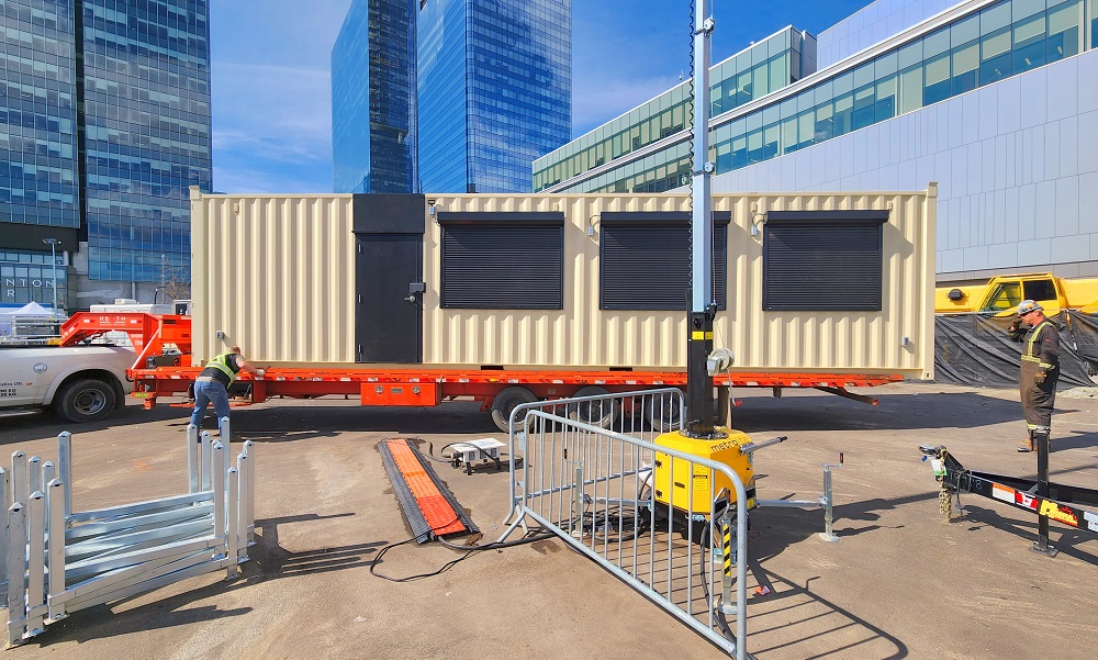 40’HC VIP Area with Patio for the Oilers - Container Tec Pty Ltd